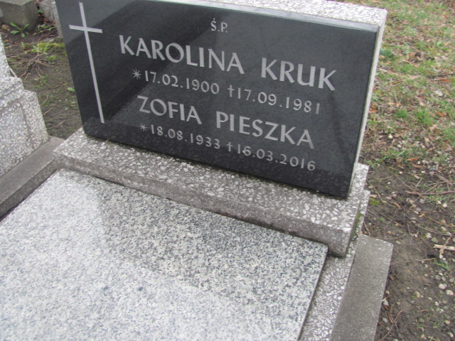 Karolina Kruk 1960 Katowice ewangelicki - Grobonet - Wyszukiwarka osób pochowanych